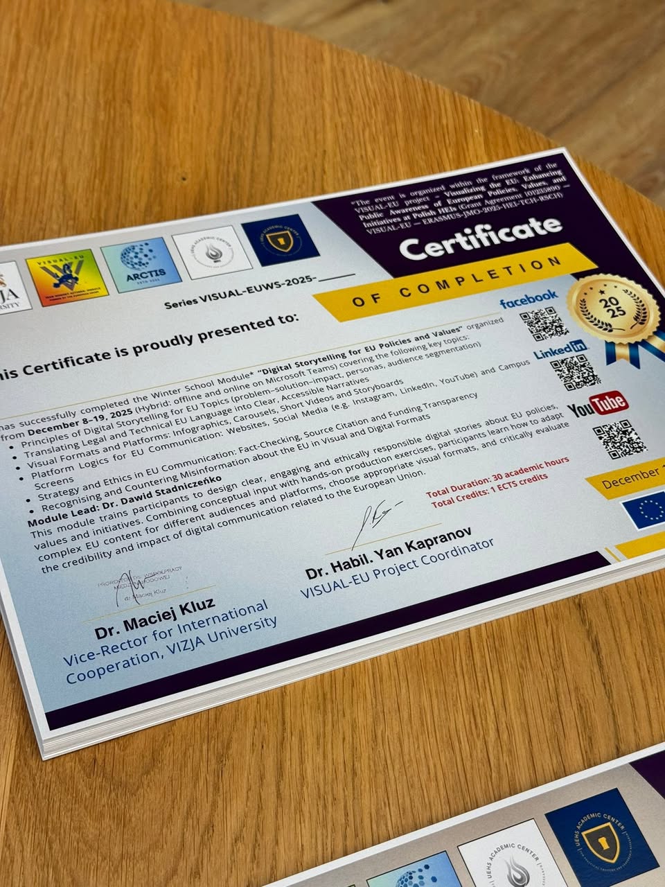 Certificates Ready for VISUAL-EU — photograph 3